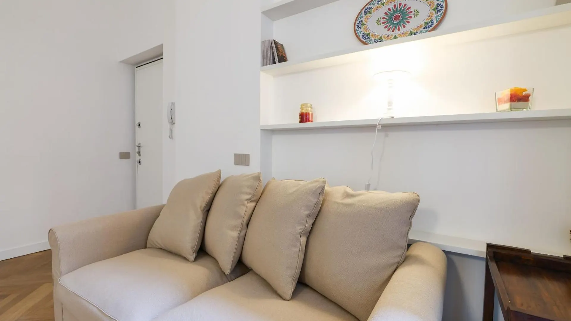 Апартаменты Elegant Suite In Repubblica Brera Милан